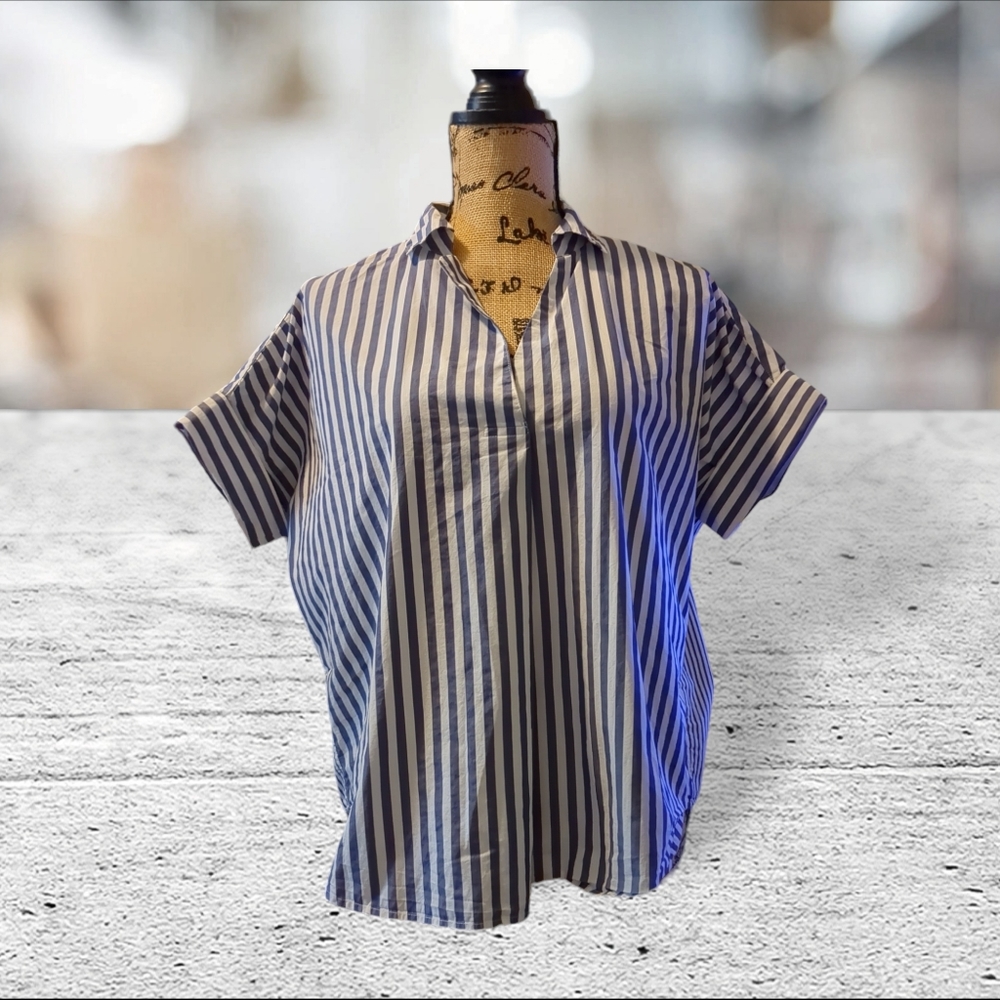 Madewell size S strightly cropped blue and white striped top - Picture 6 of 10